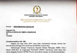 Dengan adanya surat pengunduran diri, berarti perusahaan akan menyiapkan pengganti anda.terlebih jika posisi jabatan yang anda pegang cukup. Heboh Surat Rekomendasi Dprd Jabar Untuk Ppdb Siswa Di Bandung Okezone News