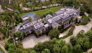 However, there isn't any updates around the new house lil. 12 Biggest Baddest Rap Artists Mansions Celebrity Homes On Starmap Com