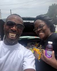 Derrick Lockhart (@igotastoreinmytrunk) • Instagram photos and videos