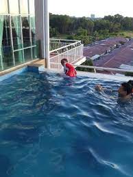 Paradise spa hotel is located near to lukut town at a distance about 2km from port dickson. Honeymoon Setting Bed Picture Of Paradise Spa Hotel Port Dickson Tripadvisor