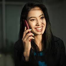 Nettie Roach's Instagram, Twitter & Facebook