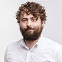 Laura Dewhurst's Instagram, Twitter & Facebook