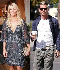 While at the height of his career, golfer tiger woods was introduced to a 21 year old swedish woman named elin nordegren. Elin Nordegren Gavin Rossdale Her Friends Worry About His Past Hollywood Life