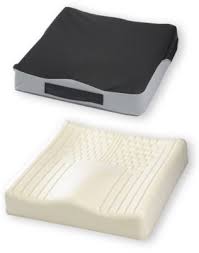 Bequeme sitzkissen in verschiedenen ausführungen sorgen dafür, dass du noch komfortabler sitzen kannst. Care Concept Sitzkissen Kalli Form Mit Pharmatex Pu Bezug Masse 48 X 43 X 8 Cm Belastbarkeit 120 Kg Anti Dekubitus Kissen Sitzhilfen