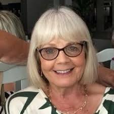 Elly Griffiths (@ellygriffiths)