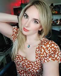 Mary Kish's Instagram, Twitter & Facebook