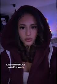 Mirella Ortiz (@mirellaortizx)