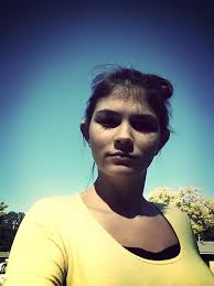 Heather Melbourne's Instagram, Twitter & Facebook