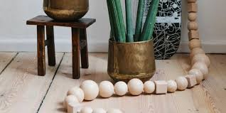 Maybe you would like to learn more about one of these? Comment Cacher Les Fils Electriques Chez Soi Mes Astuces Deco Madame Decore