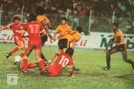 Peñarol uruguay had to win vs. America De Cali Twitterren Tbtescarlata El 23 De Septiembre En La Copa Libertadores De 1987 Nuestro Equipo Se Impuso Con Un Contundente 4 0 Sobre Barcelona De Guayaquil Los Goles Del Triunfo Fueron