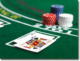 Filter by location to see card dealer salaries in your area. The True Story Of A Casino Dealer Who S Seen It All In Las Vegas And Has Money Making Tips To Share With You In 2021 Blackjack Casino Playing For Keeps