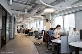 A Look Inside The Boston Consulting Group S Stunning New York Office Which Has An In House Cafe And Workout Rooms Cafe House New York Office Workout Rooms