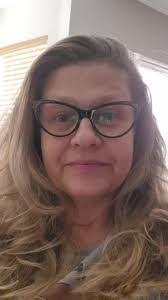 Lena Robbins's Instagram, Twitter & Facebook