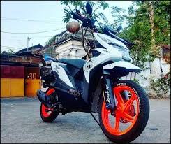 15 Modifikasi Motor Honda Beat Street Putih Terbaru Motor Lowrider Honda