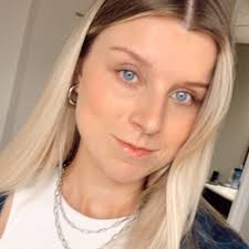 Bella Walters (@bellarwalters)