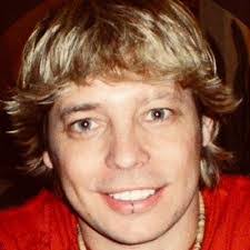 Trent Mcelroy's Instagram, Twitter & Facebook