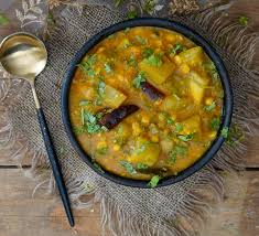 Serve with piping hot rice to make a comforting meal. Lauki Chana Dal Recipe Dudhi Chana Dal High Protein Bottle Gourd Lentil Curry By Archana S Kitchen