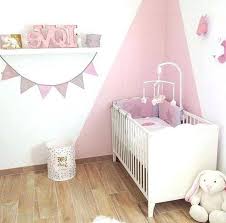 Rose Poudre Associations De Couleurs Idees Pour Une Deco Reussie Chambre Bebe Rose Et Gris Decoration Chambre Bebe Deco Chambre Bebe