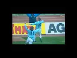 His abilities on the ball are highly renowned to this day. Compilation Paul Gascoigne Lazio Youtube