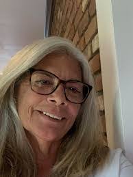 Paula Masi's Instagram, Twitter & Facebook