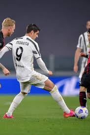 Tacco illuminante di dybala che smarca chiesa in. Im5rpvpxgmw50m
