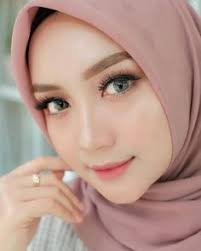 Entdecke rezepte, einrichtungsideen, stilinterpretationen und andere ideen zum ausprobieren. Muslim Beauty