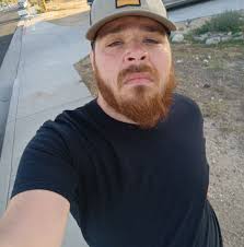 Facts it gives me Green Day vibes lol Why does every band from the 2000s  have a have guy that looks like this: テ poredbanda.com dbanda