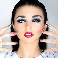 Claudia Mclaughlin (@claudiamat13)