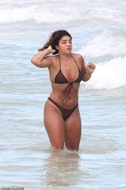 Teresa Giudice Sizzles In A Plunging Black Swimsuit As She Hits The Beach  In Mexico Dailysexiezpix Web Porn