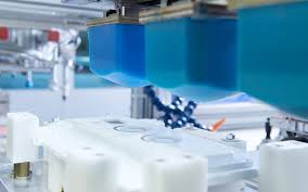 Plastik Parcalarin Montaji Kalipli Enjeksiyon Parcalari