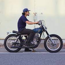 riding position yamaha sr400 fonkmotorcycle product fonkmotorcycle sr400 sr400カスタム カスタムバイク 神戸 sr400カスタム カスタムバイク sr カスタム
