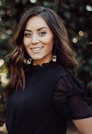 Ria Wright's Instagram, Twitter & Facebook