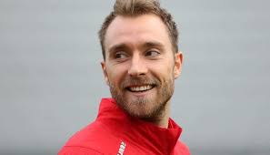 Luca zuffi, né le 27 mars 1990 à winterthour, est un joueur suisse de football, qui évolue au poste de milieu de terrain. Kqomaywneylbjm