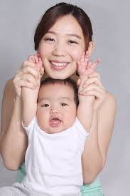 162,079 Mum Stock Photos