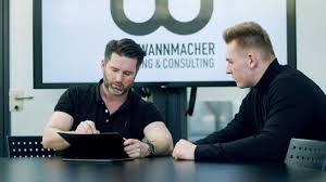 Uns gibt er erstmals einblick in das business für den reinen domainhandel mag dies stimmen. Amazon Erzielt Hochsten Milliardengewinn In Der Firmengeschichte Online Marketing Magazin