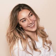 I am excited to share that I will be joining PIMCO's 2025 intern class this  summer! I'll be joining the Product Strategy Group as a Product Analyst  Intern, where I'll gain hands-on