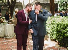 Whether you're preparing for your own wedding or celebrating loved ones that are tying the knot, using a crate and barrel wedding registry completes the occasion. A Jazz Brunch Wedding In The New Orleans Garden District