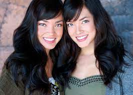 She has an identical twin sister named kellie cockrell. Kellie Cockrell Memory Alpha Fandom