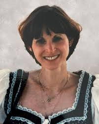 Debbie Bergstrom's Instagram, Twitter & Facebook