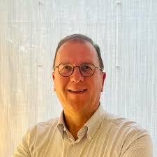 Oliver James Antwerpen blijft groeien! 📢Ben jij gedreven, ambitieus en  klaar voor een nieuwe uitdaging? 🔍 Samen met dit fantastisch team werk je  aan het uitbouwen van onze engineering tak en… |