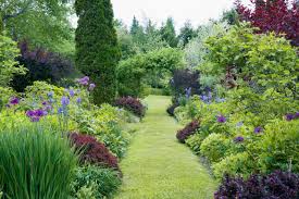 Designing A Garden You Ll Need A Plan In 2020 Garden Design Plans Lawn Borders Garden Design