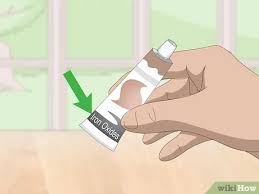 Sulingan minyak bumi yang daya penguapan, titik nyala, dan sifat lainnya cocok sebagai pengencer dan pelarut cat, rengas, dan produk yang sejenis 3 Cara Untuk Mengeringkan Cat Minyak Dengan Cepat Wikihow
