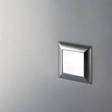 Questo tipo di faretti possono essere di forma rotonda, quadrati e rettangolari e si differenziano per la dimensione del portafaretto. Faretti Da Incasso Per Controsoffittature