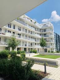 Ein wichtiges kriterium bei der wohnunggssuche ist häufig der balkon. 4 Zimmer Wohnung Zu Vermieten Max Bill Strasse 3 80807 Munchen Schwabing Mapio Net