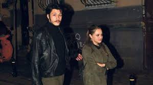 Gamzendeki çukur (video short) kubilay aka. Miray Daner And Kubilay Aka Dating Gossip News Photos