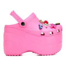 Get free shipping on $70+ orders. How Crocs Became The Unofficial Shoe Of The Pandemic