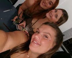 Molly Farmer's Instagram, Twitter & Facebook