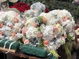 Wholesale floral supplies are available in latest collections at reasonable prices upon alibaaba.com. Guide To The Fashion District In Downtown Los Angeles