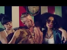 Macklemore Ryan Lewis Thrift Shop Feat Wanz текст Macklemore Ryan Lewis Thrift Shop Feat Wanz Official Video Laugh Of The Day Music Videos Best Video Ever