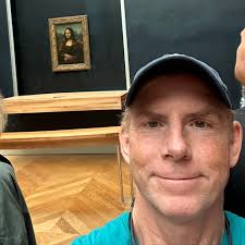 More Paris pics 📸 We can't wait to join you live, wherever you may be,  Thursdays @ 12PM ET, starting